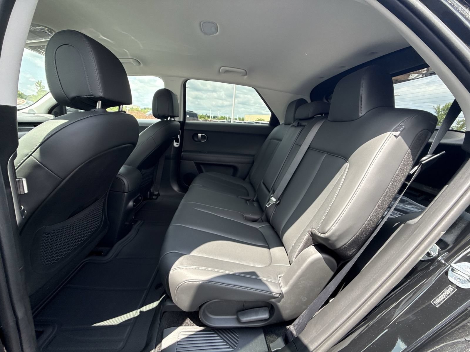 New 2026 Hyundai Ioniq 5 SEL AWD/4WD image 23
