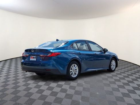 Used 2025 Toyota Camry LE FWD image 6