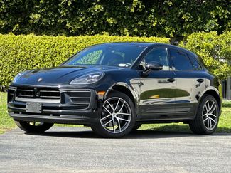 Certified 2025 Porsche Macan video 1