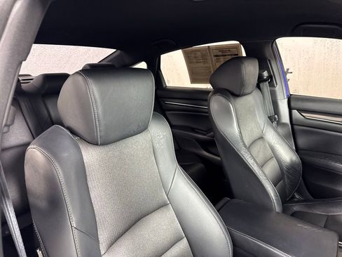 Used 2018 Honda Accord Sport image 29