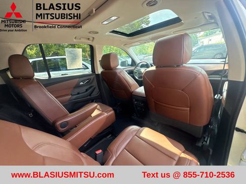 Used 2021 Chevrolet Traverse High Country w/ LPO, Floor Liner Package AWD/4WD image 29