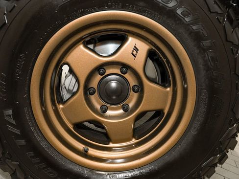 Used 2023 Toyota Tacoma 4x4 Double Cab w/ Trail Edition image 4