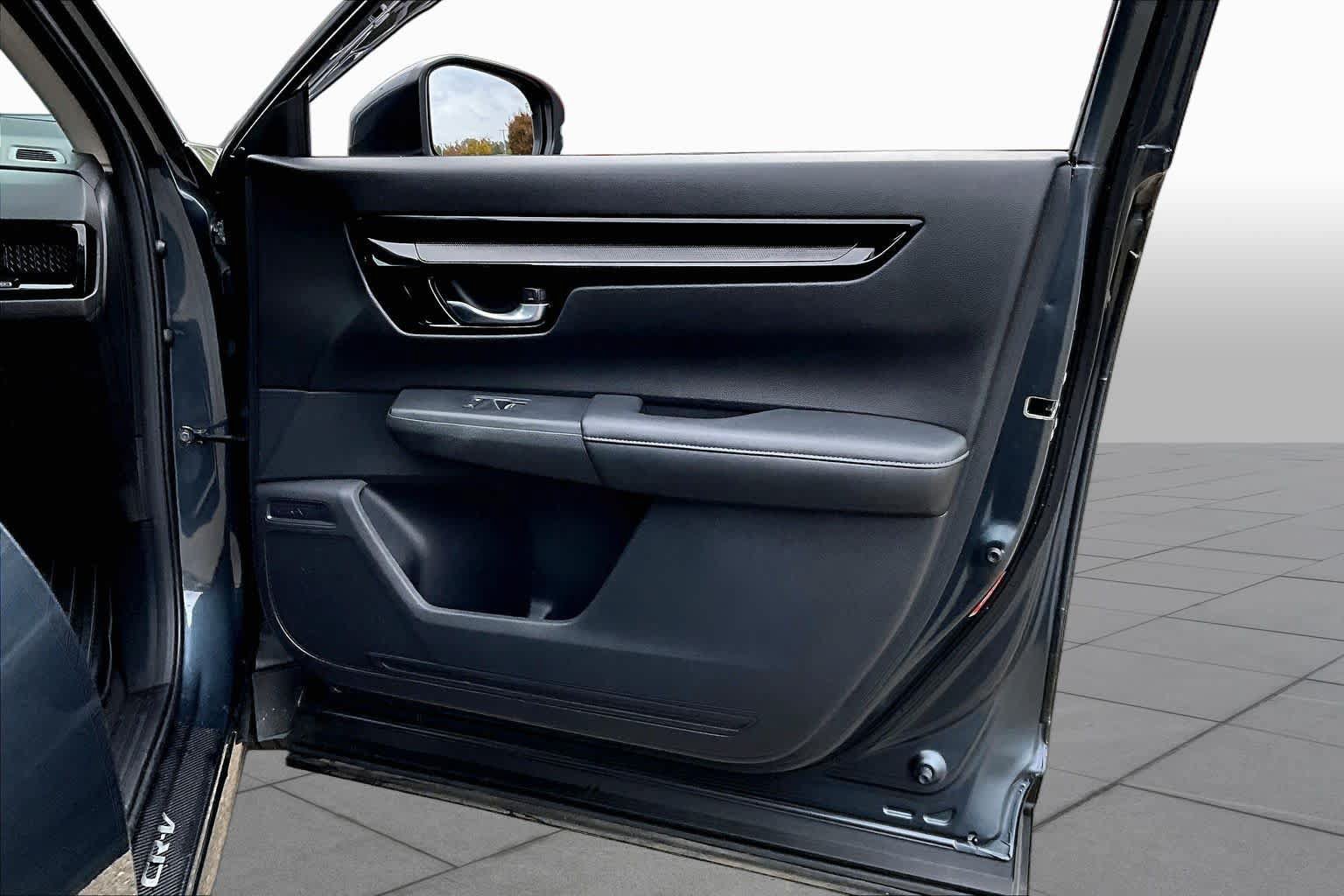 Used 2023 Honda CR-V EX-L image 22