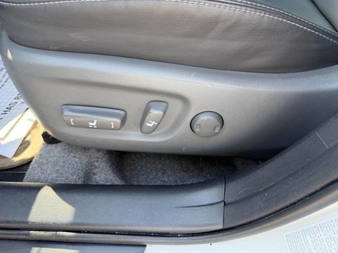 Used 2013 Toyota Prius Four w/ Deluxe Solar Roof Pkg image 19