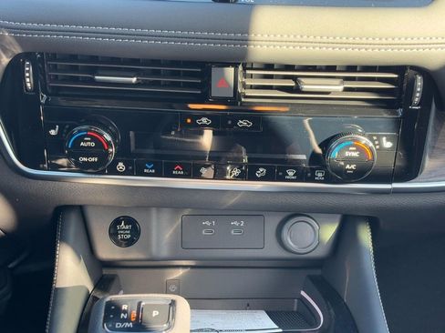 New 2026 Nissan Rogue Platinum w/ Platinum Premium Package image 9