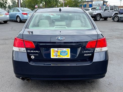 Used 2013 Subaru Legacy 2.5i Limited AWD/4WD image 6