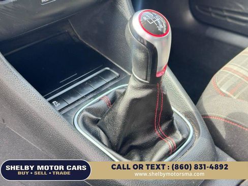 Used 2012 Volkswagen GTI 2-Door image 12