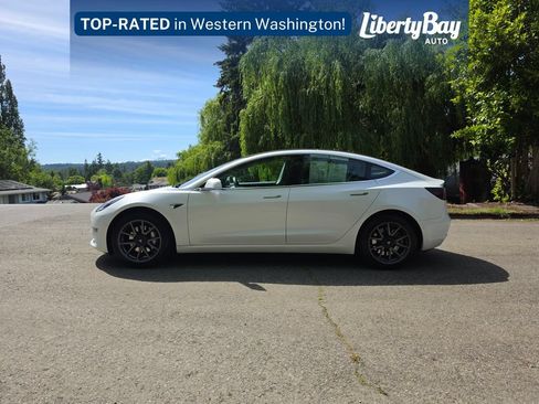 Used 2019 Tesla Model 3 Standard Range Plus RWD image 8