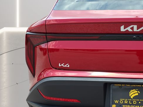 Certified 2025 Kia K4 EX FWD image 28