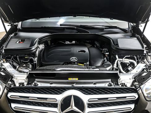 Used 2022 Mercedes-Benz GLC 300 image 11