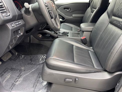 Used 2022 Nissan Frontier Pro-X w/ Pro-X Premium Package image 27