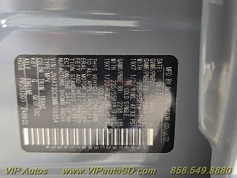 Used 2021 Nissan Rogue Platinum image 36