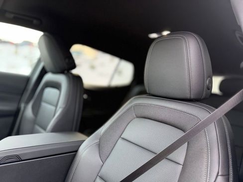 New 2026 Chevrolet Equinox EV LT image 15