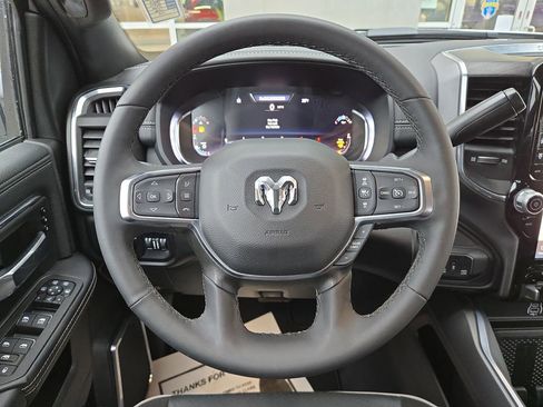 Used 2025 RAM 2500 Laramie image 20