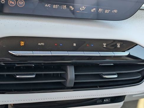 New 2026 Buick Enclave Avenir w/ Super Cruise Package FWD image 13