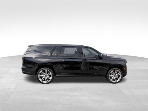 New 2026 Cadillac Escalade ESV Sport w/ Touring Package AWD/4WD image 5