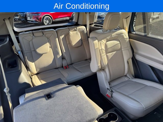 Used 2020 Lincoln Aviator Reserve w/ Equipment Group 202A AWD/4WD image 32