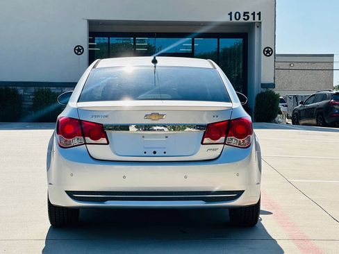 Used 2012 Chevrolet Cruze LT w/ RS Package FWD image 9