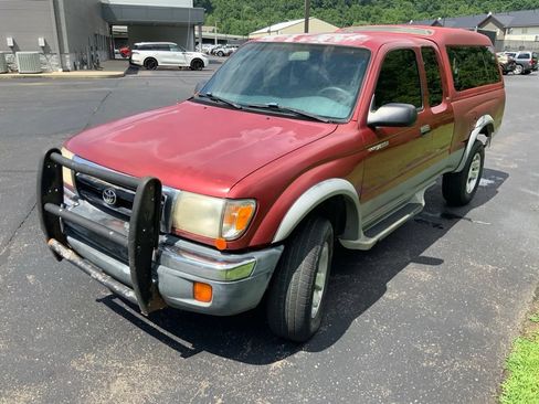 Used 2000 Toyota Tacoma PreRunner w/ Value Pkg RWD image 6