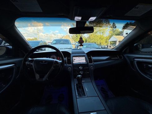 Used 2014 Ford Taurus Limited image 21