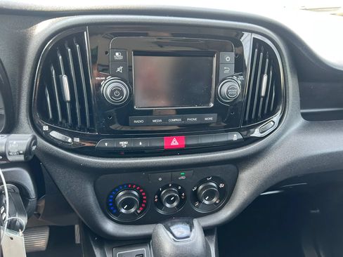 Used 2017 RAM ProMaster City Tradesman w/ Rear Back-up Camera Group FWD image 15
