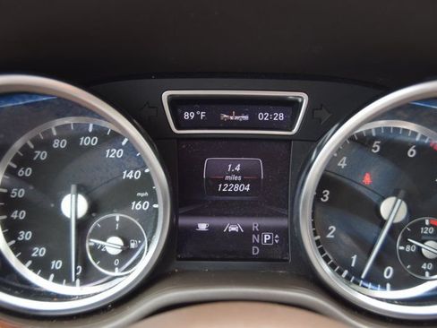 Used 2013 Mercedes-Benz ML 350 4MATIC image 24