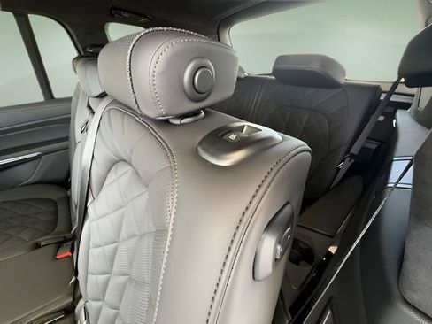 Used 2026 BMW X7 xDrive40i w/ M Sport Package image 25