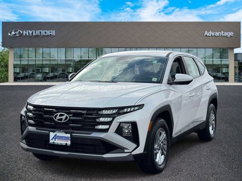 Certified 2026 Hyundai Tucson SE AWD/4WD image 4