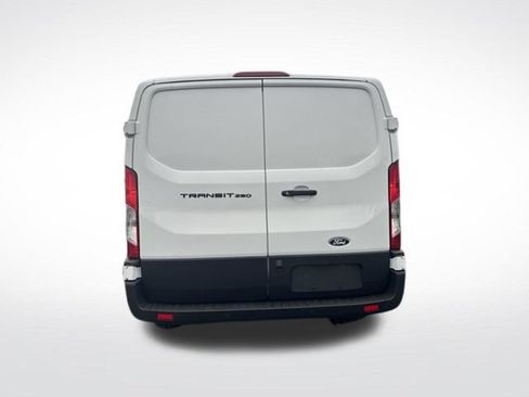 Used 2026 Ford Transit 250 Low Roof w/ Load Area Protection Package RWD image 7
