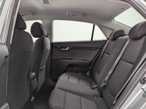 Used 2022 Kia Rio S image 17