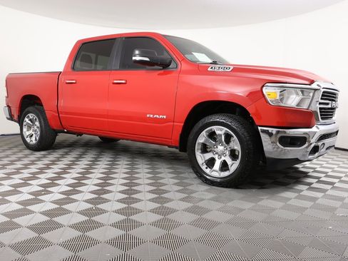 Used 2019 RAM 1500 Big Horn image 3