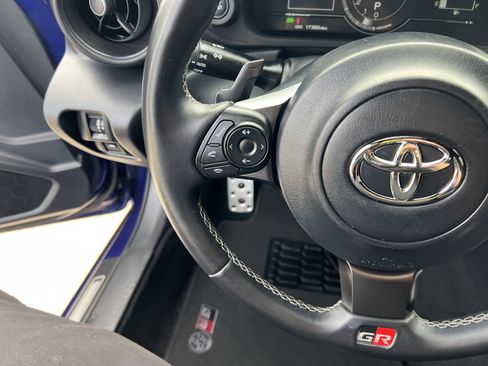 Used 2023 Toyota GR86 Premium image 18