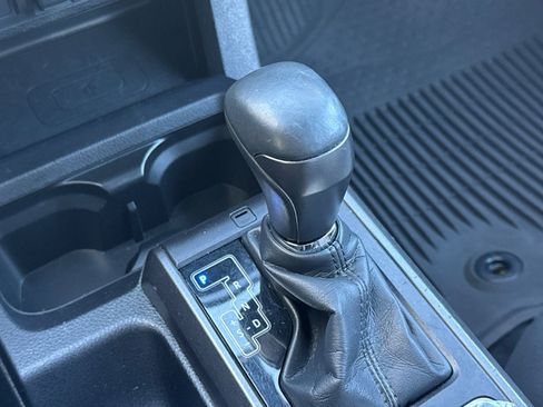 Certified 2023 Toyota Tacoma TRD Off-Road image 26