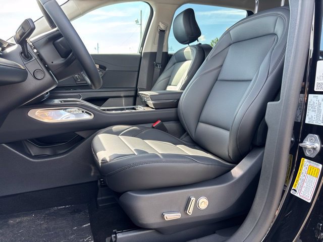 New 2026 Lincoln Nautilus Premier w/ Jet Appearance Package AWD/4WD image 13