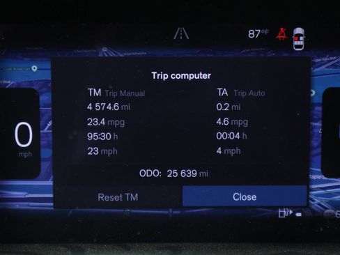 Used 2023 Volvo XC60 B5 Plus w/ Climate Package AWD/4WD image 12