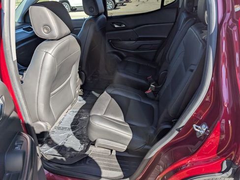 Used 2019 GMC Acadia SLT w/ LPO, Floor Liner Package image 11