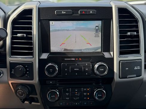 Used 2017 Ford F150 Lariat w/ Equipment Group 501A Mid AWD/4WD image 14
