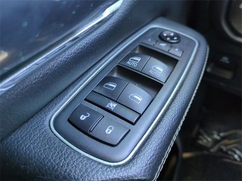 Used 2021 RAM 1500 Laramie image 26