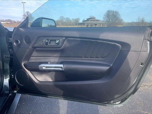 Used 2015 Ford Mustang GT Premium w/ Equipment Group 401A image 19