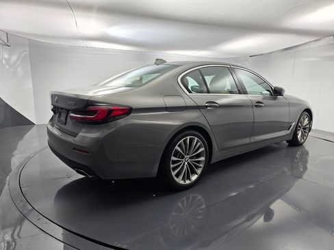 Used 2021 BMW 530i RWD image 4