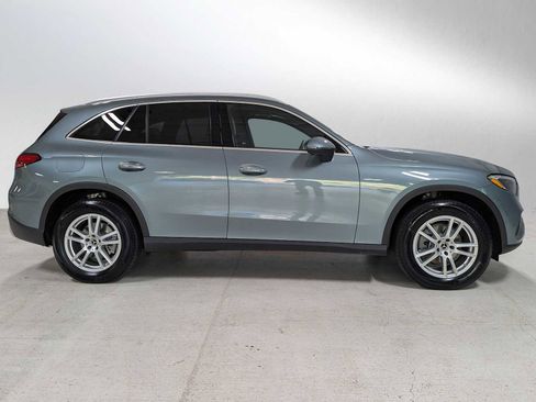 Used 2025 Mercedes-Benz GLC 300 4MATIC image 2