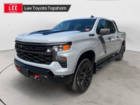 Used 2024 Chevrolet Silverado 1500 Custom Trail Boss w/ LPO, Dark Essentials Package AWD/4WD image 1