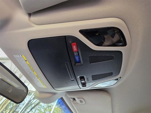 Used 2022 Subaru Outback Premium image 27