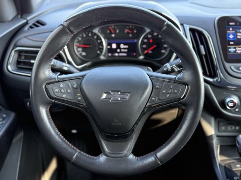 Used 2022 Chevrolet Equinox RS w/ RS Leather Package image 19