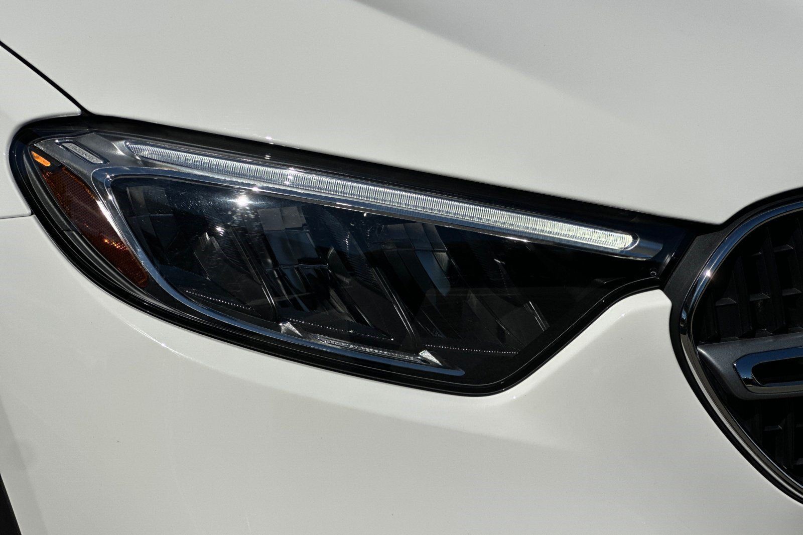 Certified 2025 Mercedes-Benz GLC 350e 4MATIC image 12