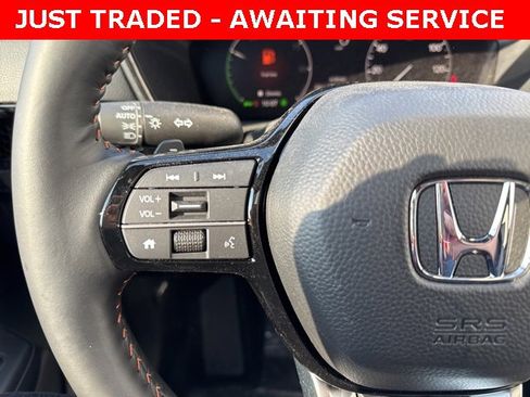 Used 2025 Honda CR-V Sport Touring image 18