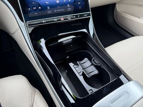 Certified 2024 Mercedes-Benz C 300 4MATIC Sedan image 22