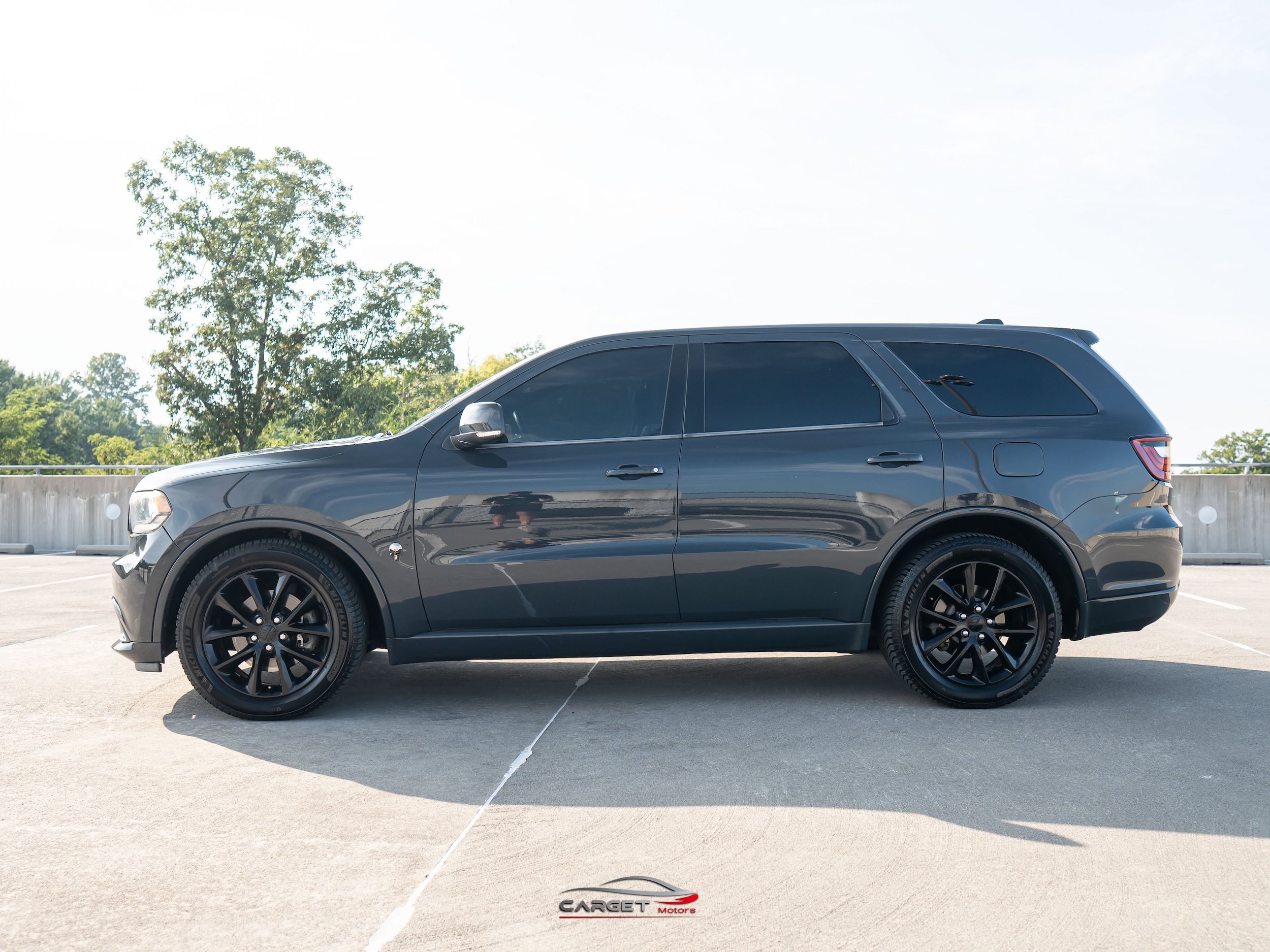 Used 2017 Dodge Durango R/T w/ Blacktop Package AWD/4WD image 4