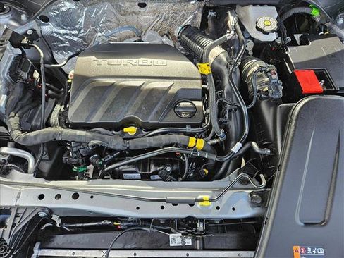 Used 2025 Chevrolet Trax LT image 20