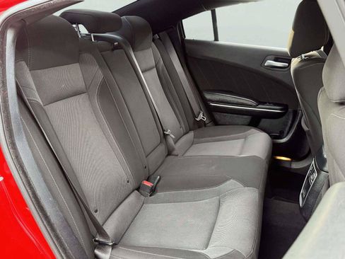 Used 2022 Dodge Charger SXT RWD image 40